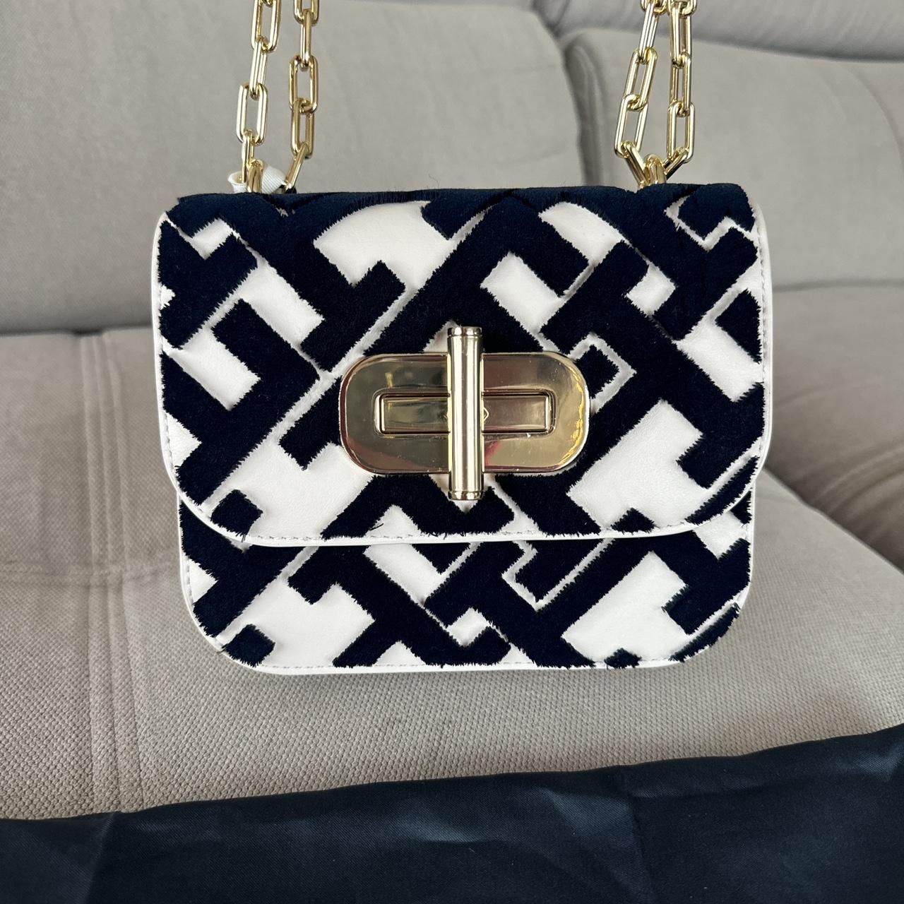 Tommy Hilfiger White Leather Navy Bag